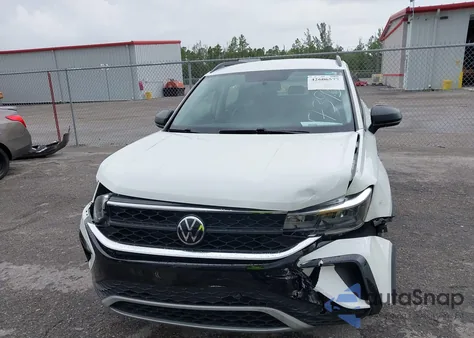2022 Volkswagen Taos 1.5T S z USA, uszkodzony, nr VIN 3VVCX7B2XNM047395